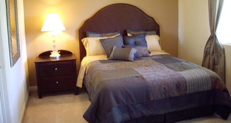What You Need to Know About Small Bedroom Designs for Couples