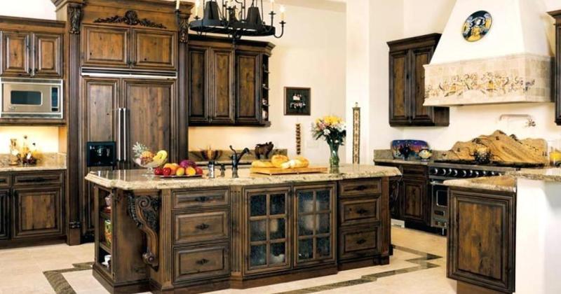 Tuscan style kitchen design ideas